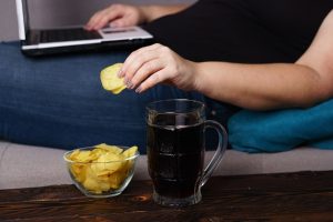 emotional eating and mindless snacking