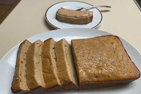 protein banana bread loaf by Tom Venuto