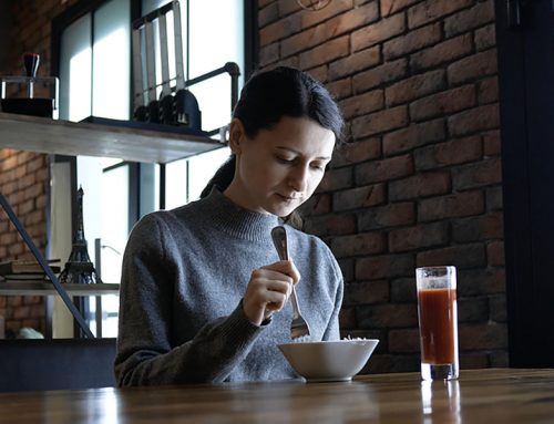 Mindfulness And Fat Loss: A Guide For The Easily Distracted