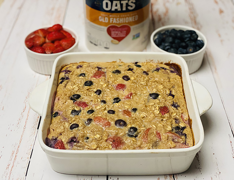 High Protein Double Berry Baked Oatmeal - Burn The Fat Blog