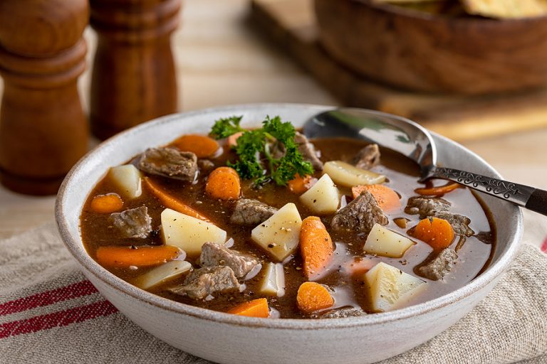 Slow Cooker Low Calorie Beef Stew Burn The Fat Blog slow-cooker-low-calorie-beef-stew-burn-the-fat-blog